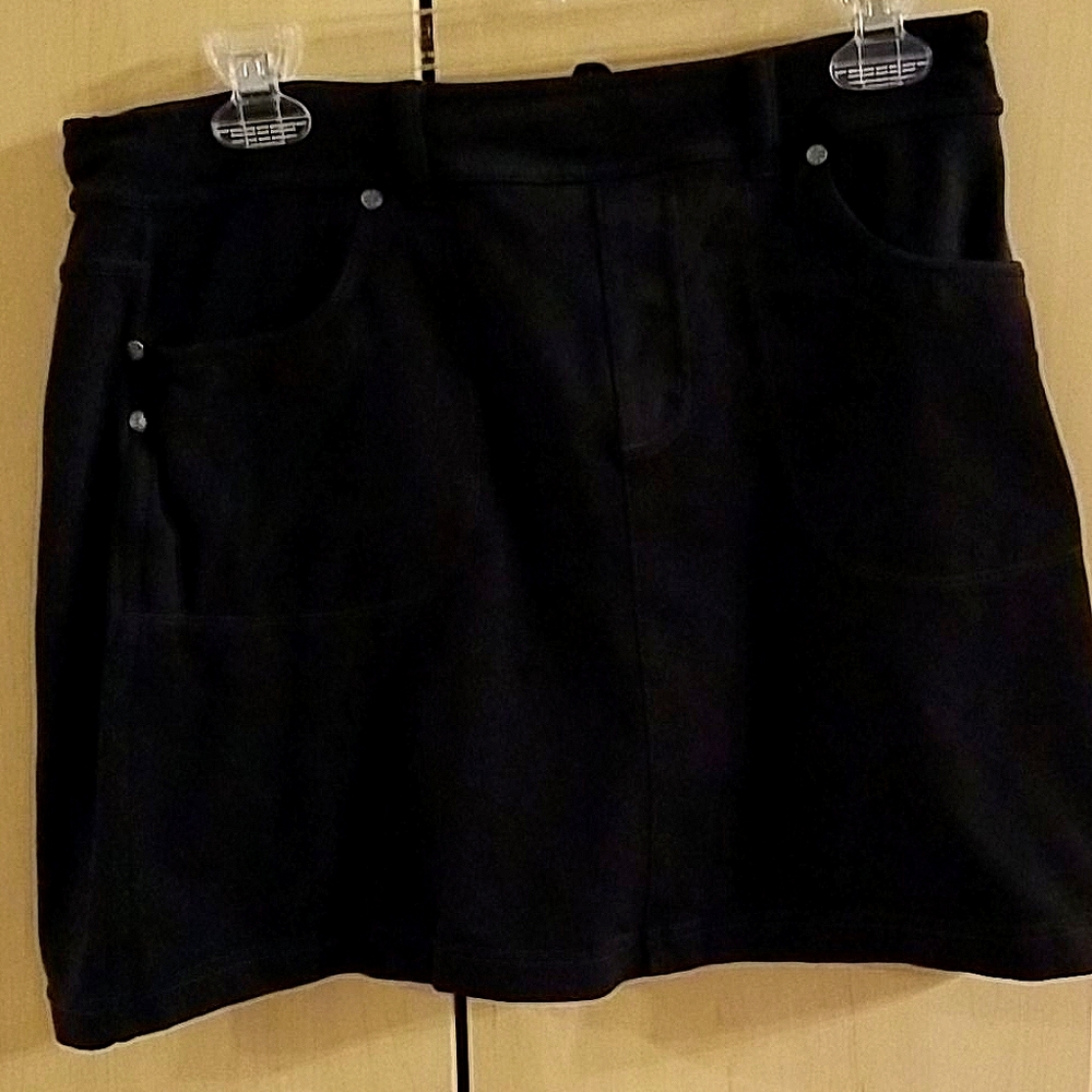 Atleta black skort